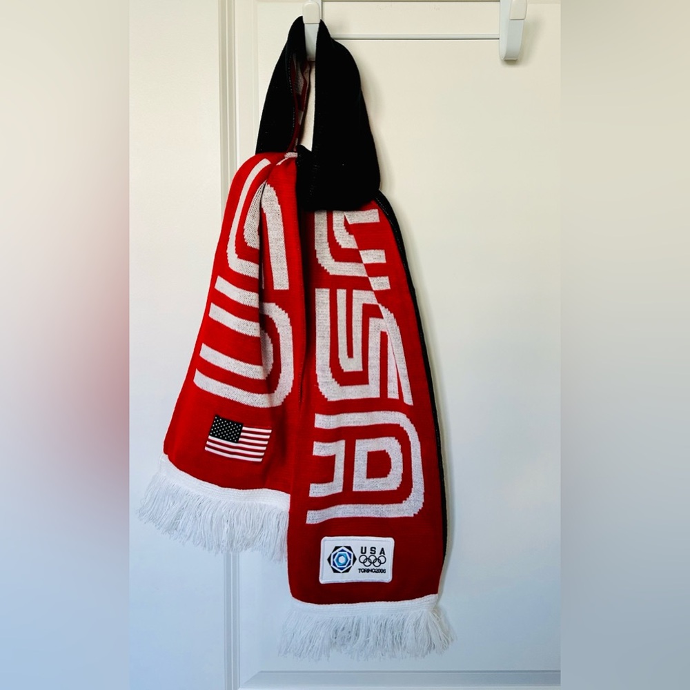 Roots Official USA Olympic Torino 2006 Red, White and Black scarf w/White fringe